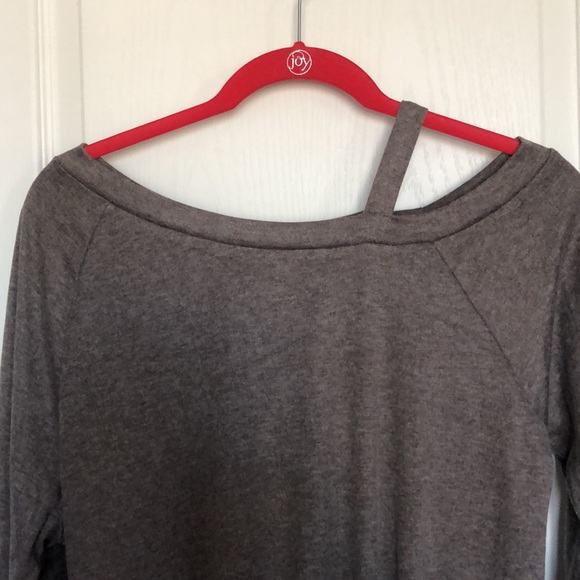 NWT | Fall Long Sleeve - Picture 7 of 8
